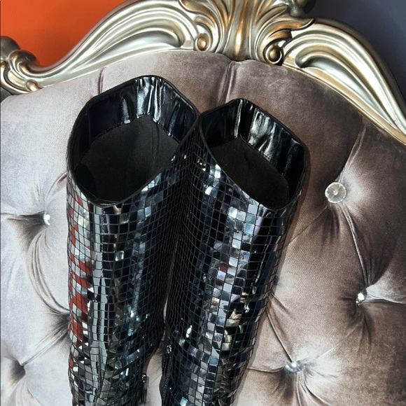 🪩 THE REFLECTION OF PERFECTION 👑 Azalea Wang "Showstopper" Mirror Mosaic Boots 🪩 - Picture 11 of 12
